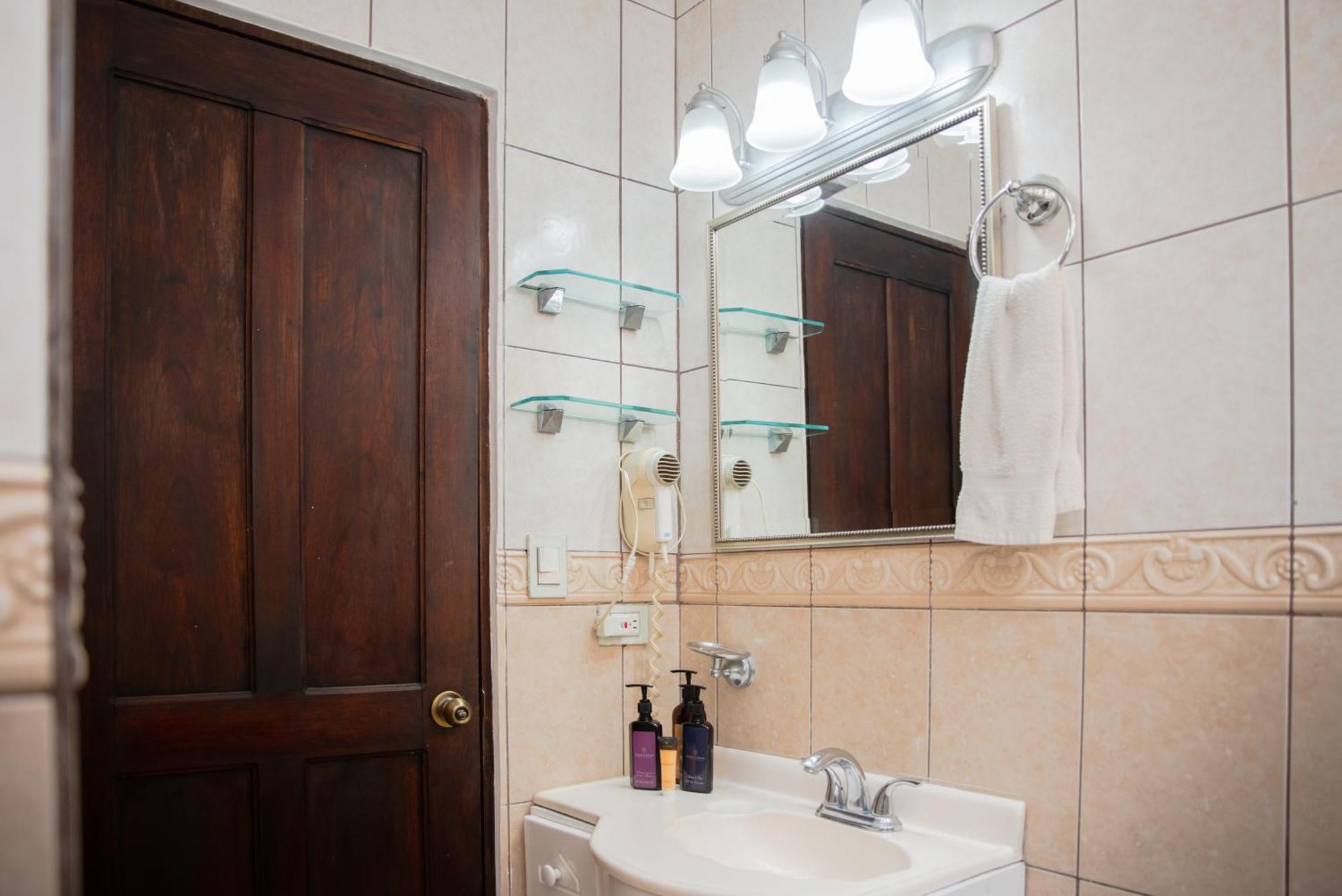 Casa Conde & 4*